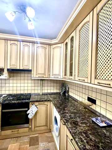 Олега Бондаренка вул. (28-ї Армії), 2