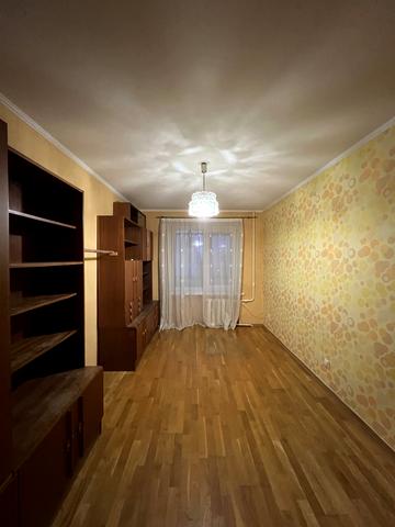 Єреванська вул., 28-А