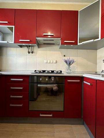 Смілянська вул., 9