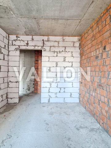 Набережна вул., (Будинок)