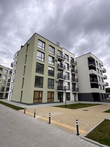 Незалежності України вул., (Будинок 4)