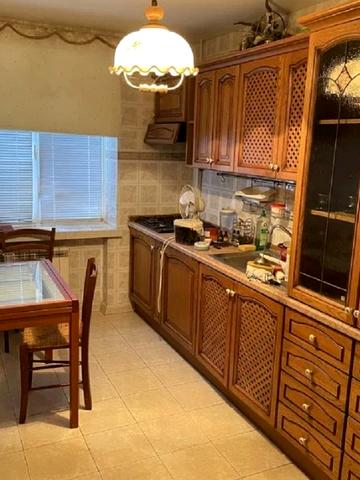 Новопирогівська вул., 29