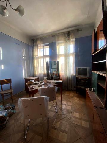 Миколи Лисенка вул., 11а