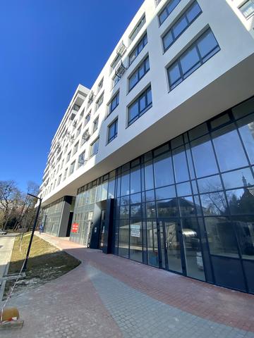 Авраама Лінкольна вул. (Димитрова), 6