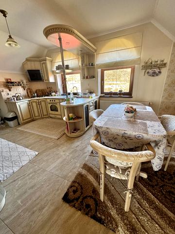 Івана Франка вул., 40