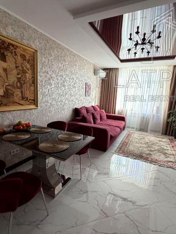 Митрополита Василя Липківського вул. (Урицького), 37-Б