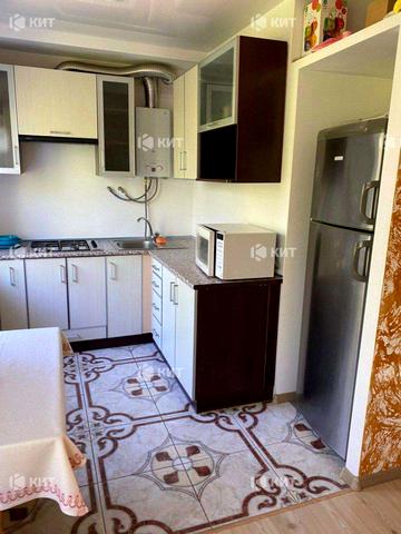 Отакара Яроша вул., 17