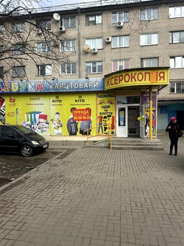 Лахтинська вул., 10