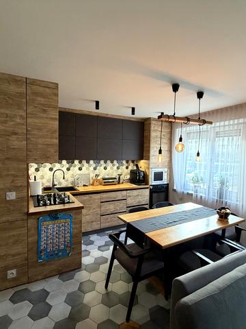 Протасевича вул., 4