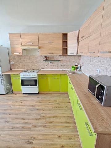 Цегельний пров., 8