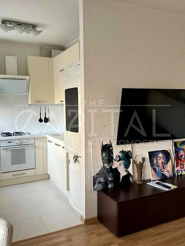 Лесі Українки бульв., 16