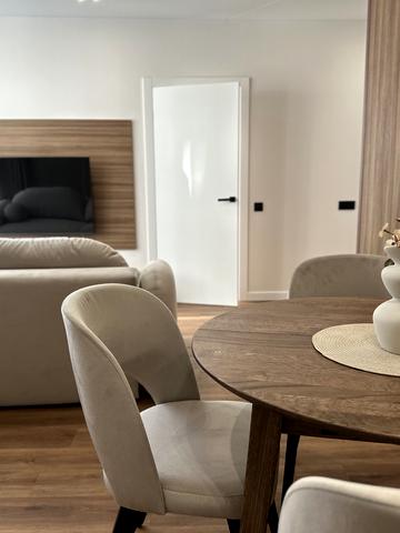 Героїв Майдану вул., 5