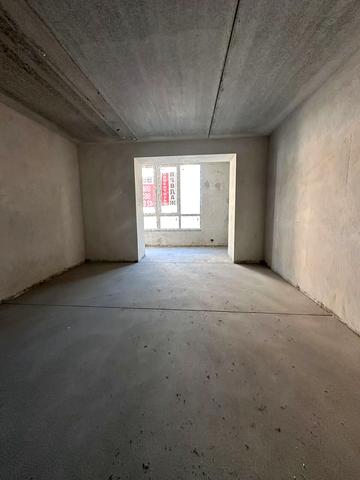 Молодіжна вул., 53