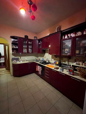 Ромашкова вул., 10а