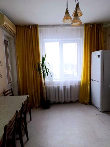 Урлівська вул., 16