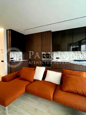 Іоанна Павла II вул. (Патріса Лумумби), 12