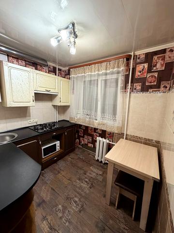 Добробатів вул. (Іларіонівська), 18