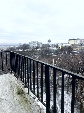 Велика Житомирська вул., 16