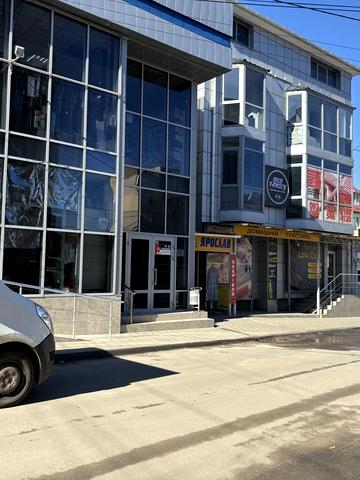 Каштанова вул., 7