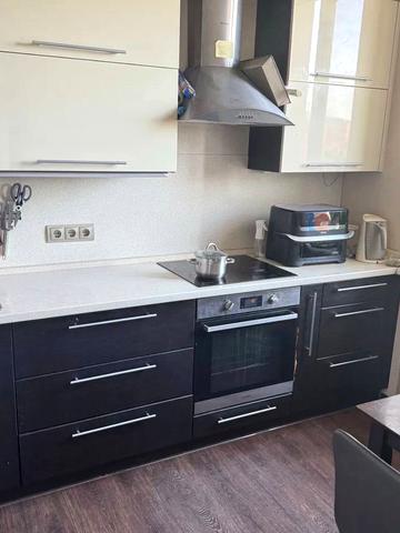 Новоолександрівська вул., (Будинок 2)