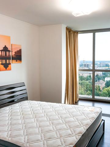 Юрія Пасхаліна вул. (Ілліча), 17