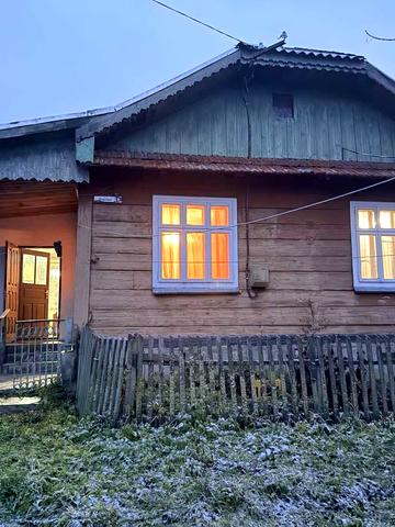 Центральна вул.