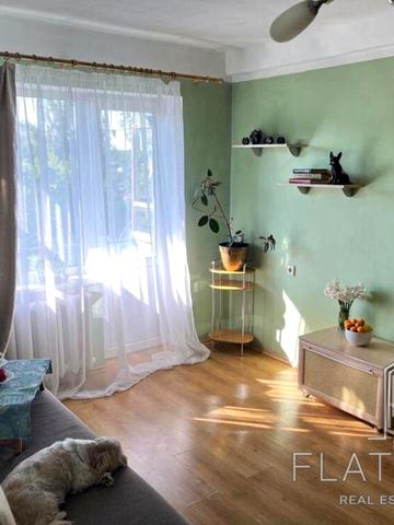 Світлицького вул., 13