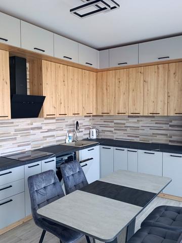 Івана Франка вул., 71