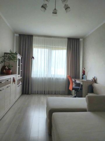 Милославська вул., 2