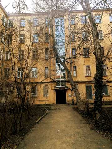 Пироговська вул., 7/9а