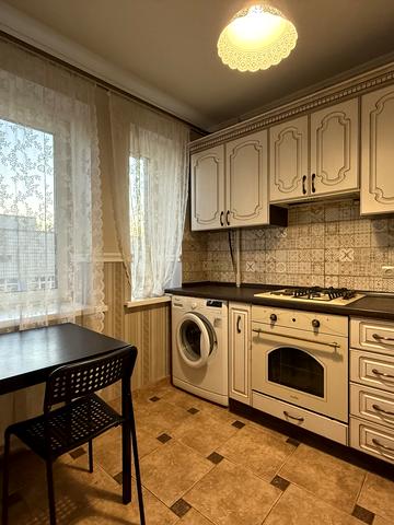 Хорива вул., 22/28