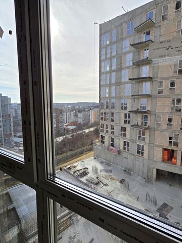 Василя Щурата вул., (Будинок 2)