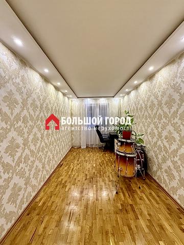 Пархоменка вул., 2