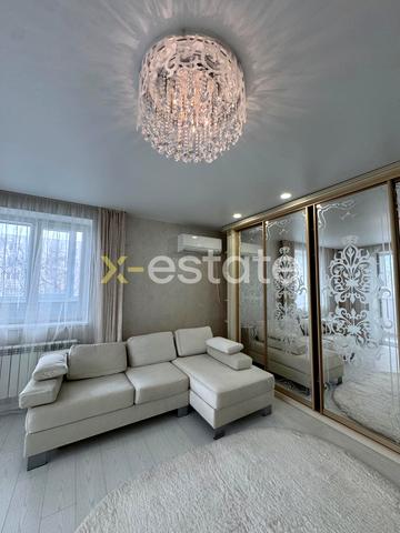 Героїв Харкова просп. (Московський), 131в