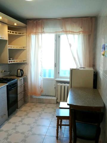 Харківська вул., 32