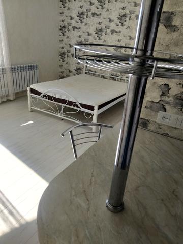 Незалежності просп., (Будинок 1)