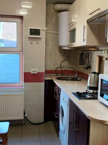 Полкова вул., 12