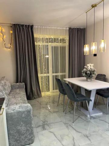 Роксоляни вул., 12