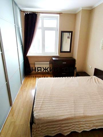 Микільсько-Слобідська вул., 1-А