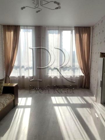 Каховська вул., 62-А