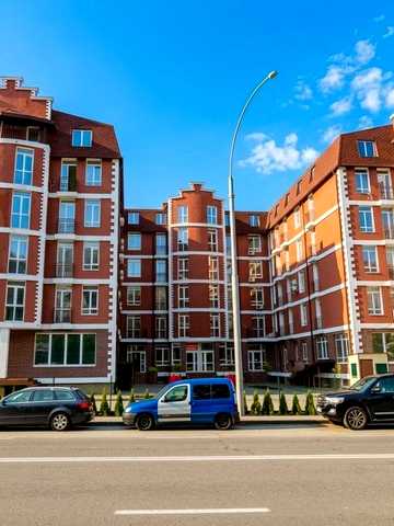 Дмитра Луценка вул., 2-Г