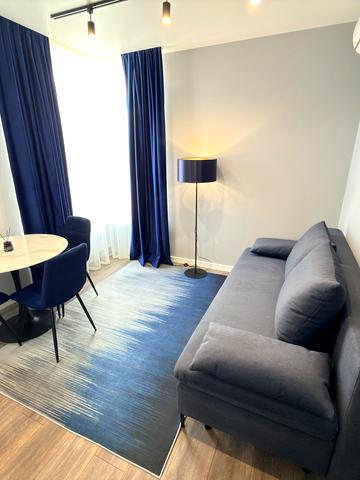 Менделєєва вул., 19