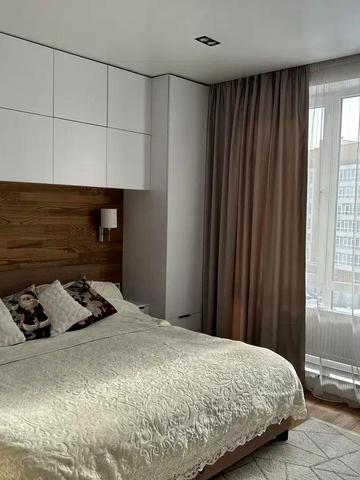 Володимира Великого вул., 3