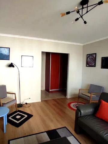 Пасічна вул., 9