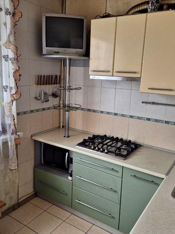 Академіка Павлова вул., 130