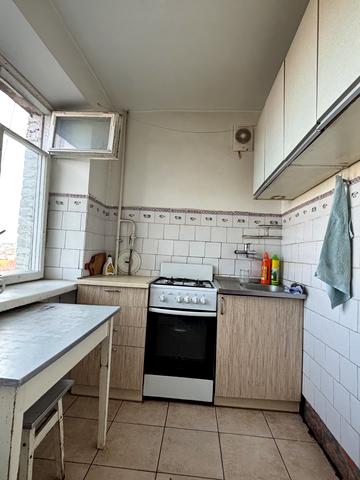 Любінська вул., 98