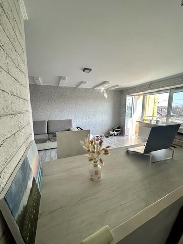 Вокзальна, 15