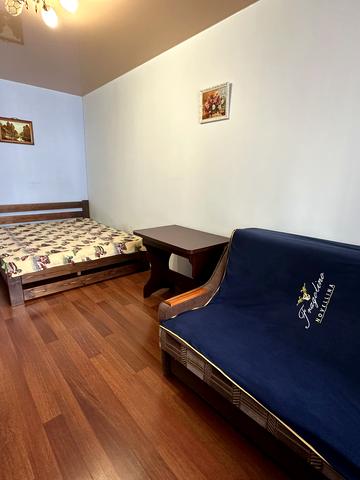 Івана Богуна вул., 12