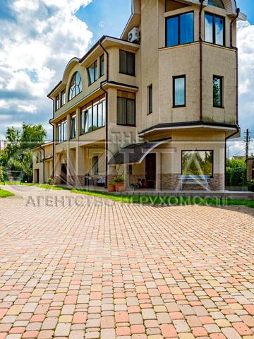 Богатирська вул.