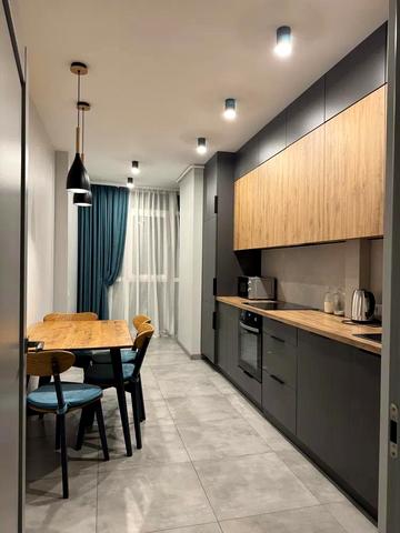 Тараса Шевченка вул., 24